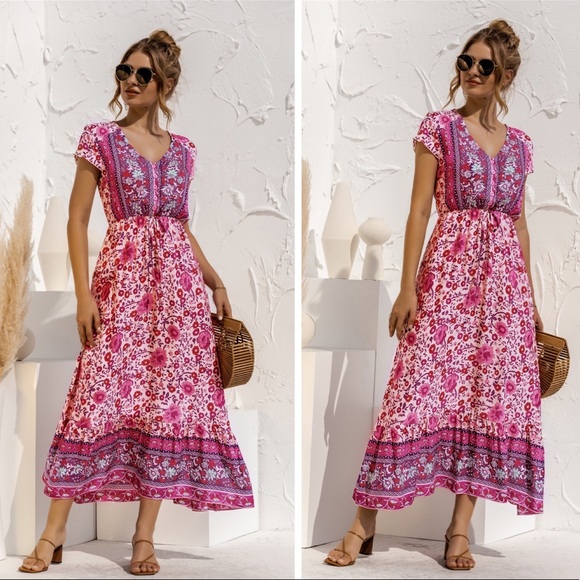 Dresses & Skirts - Purple Floral Midi  Dress